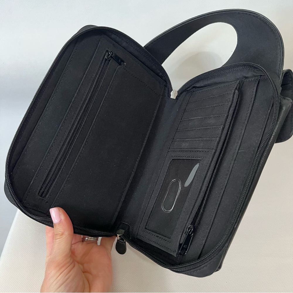 Vintage Fossil Black Crossbody Bag - Picture 4 of 9